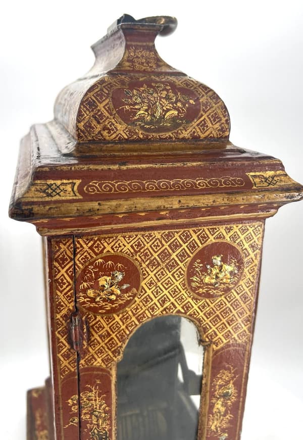 Outstanding Red Chinoiserie English Verge Twin Fusee Bracket Clock – Ca 1760 - Image 3