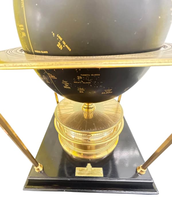 Franklin Mint Collector’s Edition Royal Geographical Society World Clock - Image 4