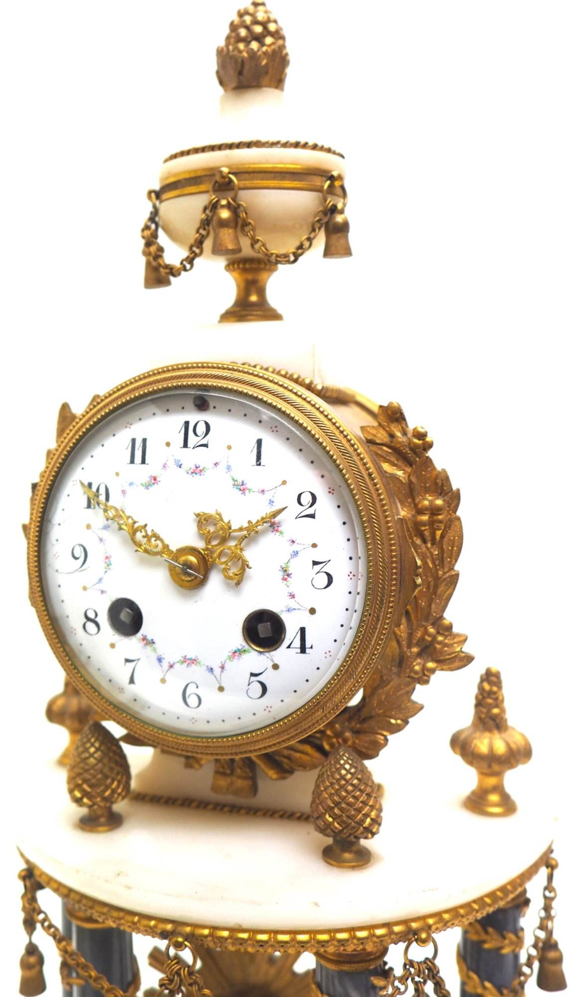Incredible Antique 8 Day French Ormolu & Marble Mantel Clock Set with 2 Branch Candelabras - Image 8