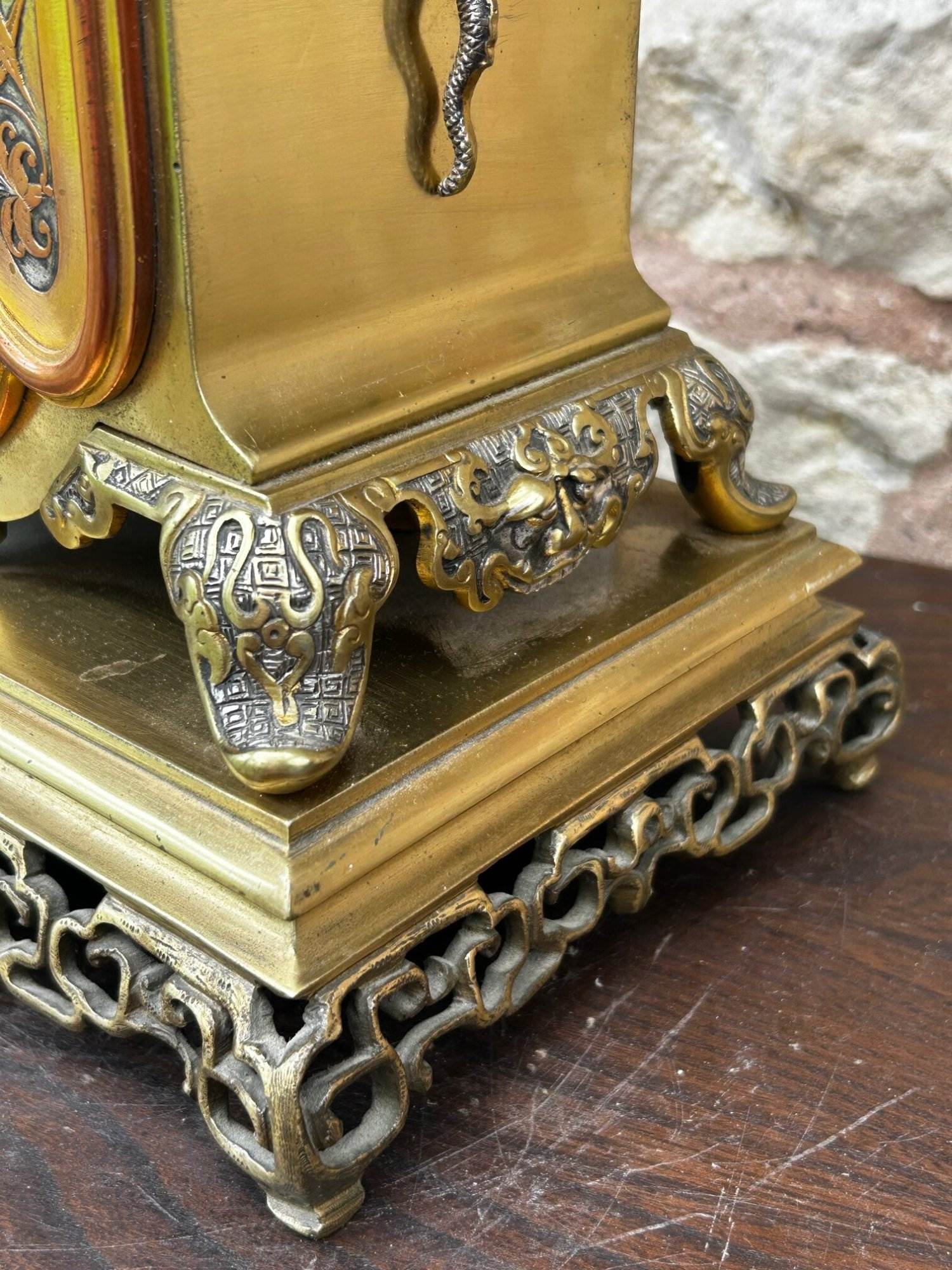 Stunning Chinese style Bronze ormolu Mantle clock – 8 day gong striking Clock