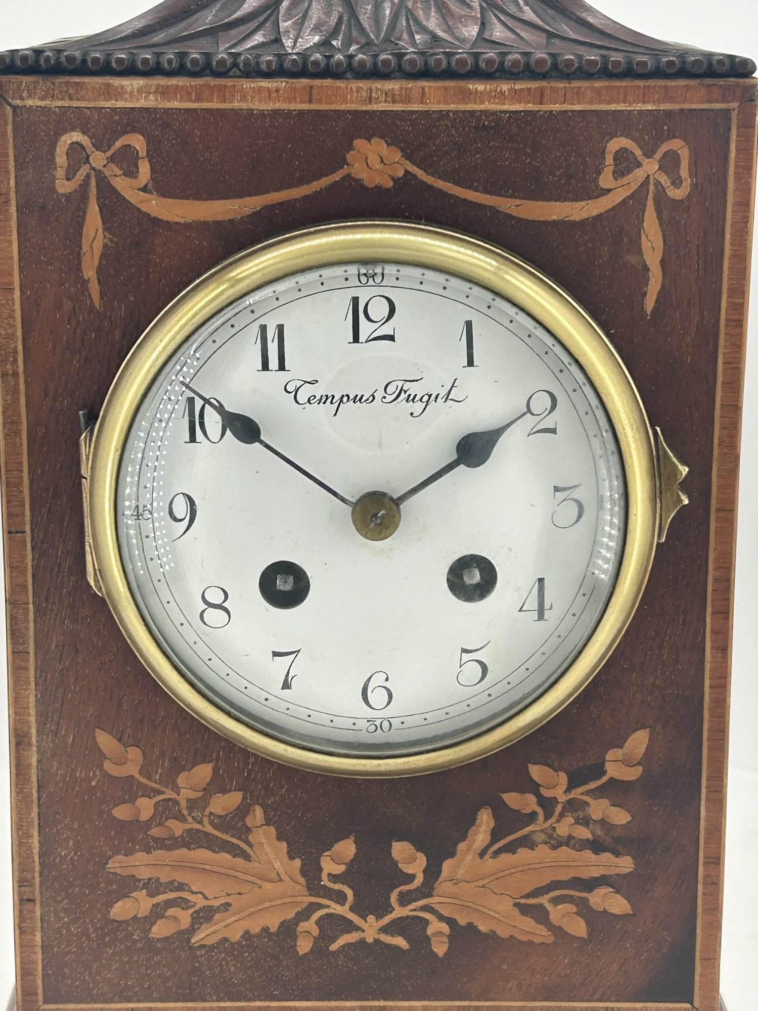 Wonderful Carved and inlaid Mahogany case Mantel Clock – ca1890 - Image 4
