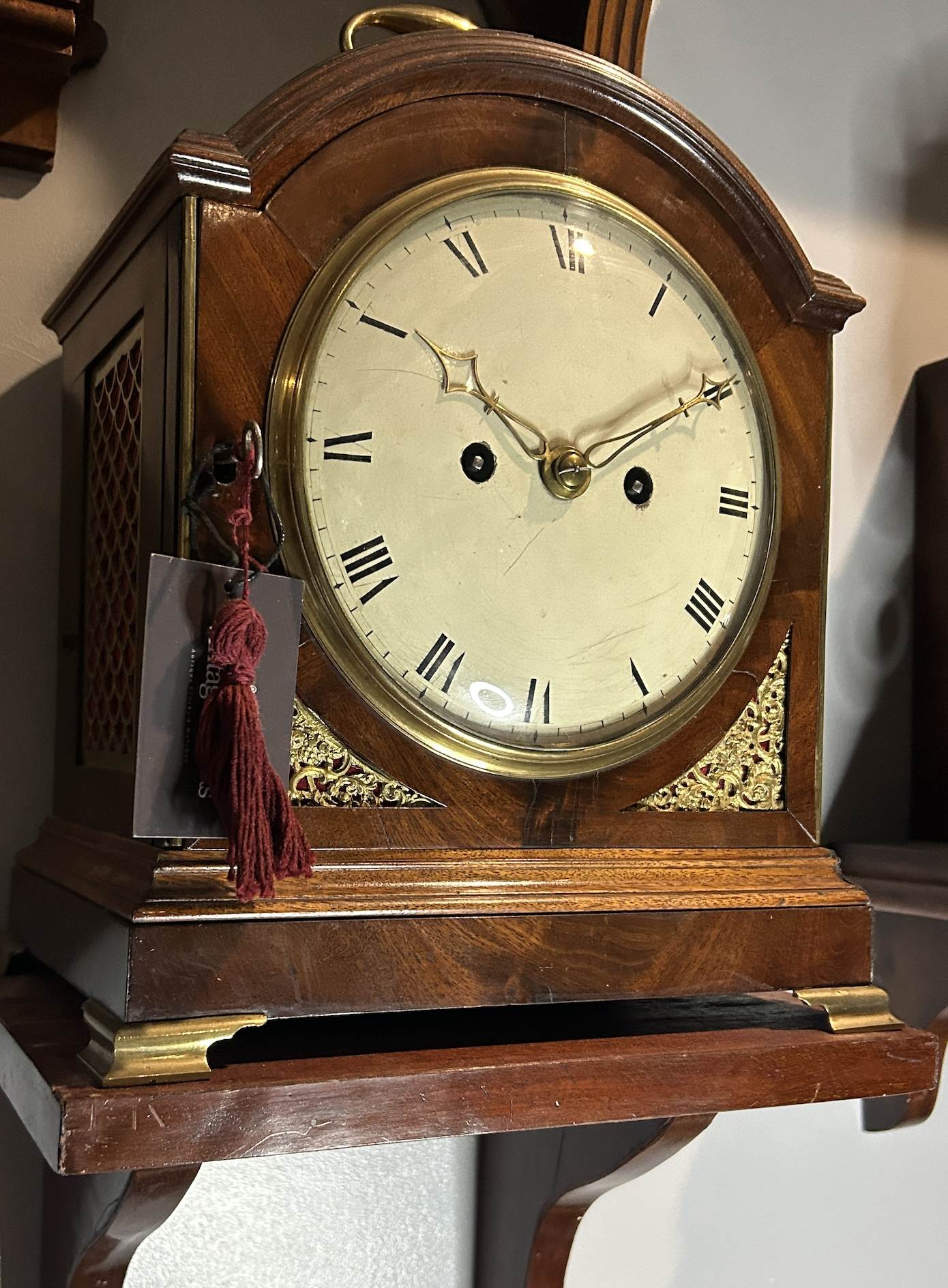 Beautiful Georgian English Mahogany case twin Fusee Verge Bracket Clock - ca1760 - Image 3
