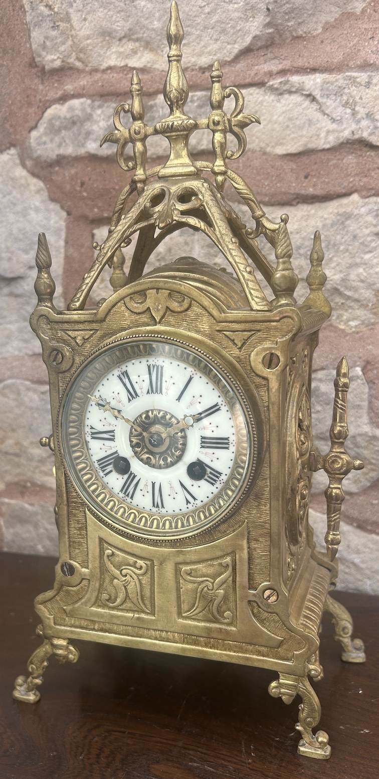 Impressive French Ormolu Gothic Style Mantel clock – ca 1890 - Image 12