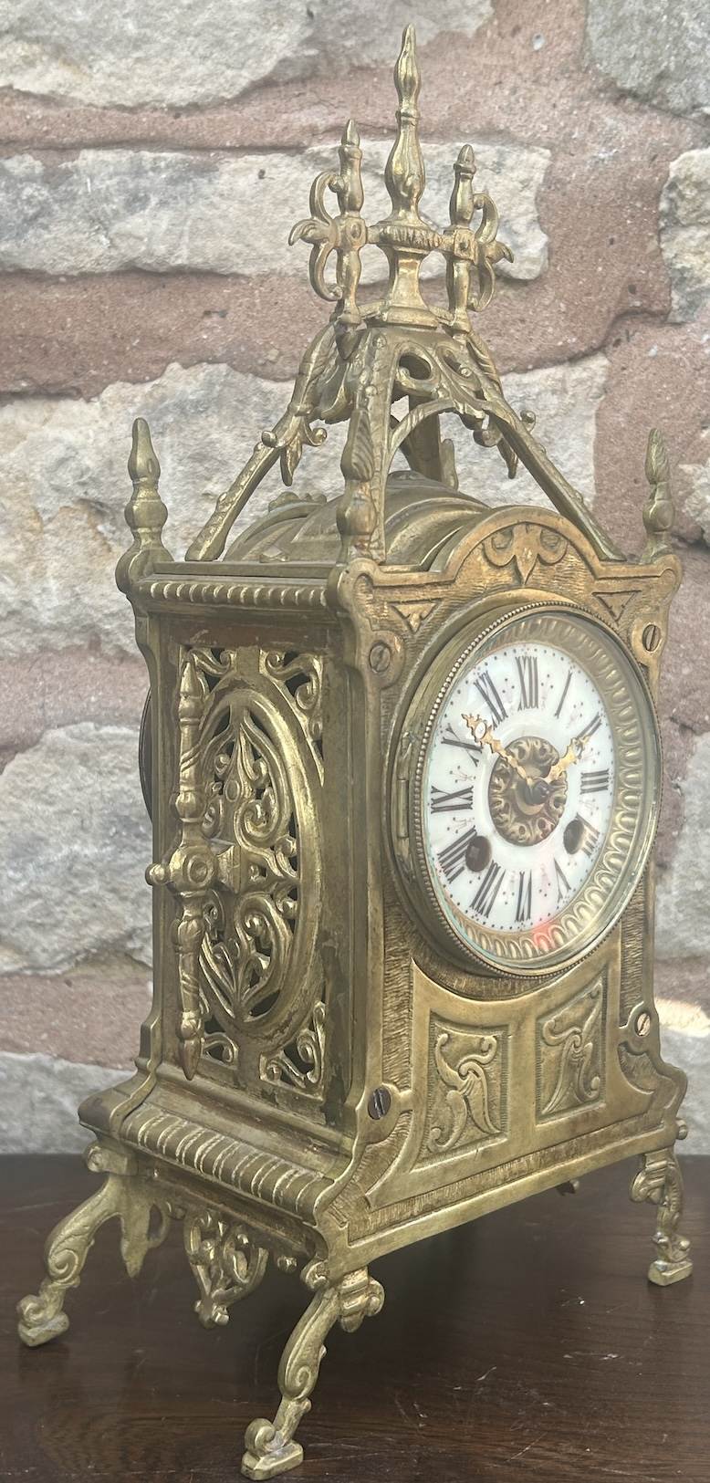 Impressive French Ormolu Gothic Style Mantel clock – ca 1890 - Image 2