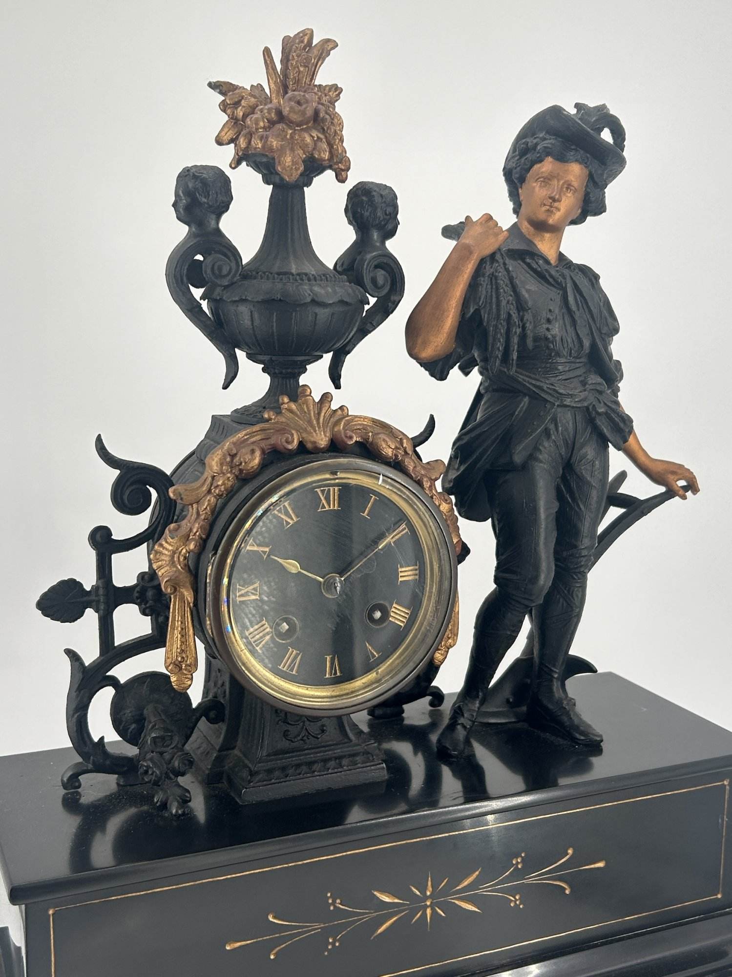 Stunning Victorian French Figural Slate & Spelter Mantel Clock - ca 1890 - Image 8