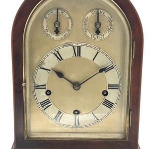 Musical 5 Gong Bracket Clock – 8 Day Striking Clock